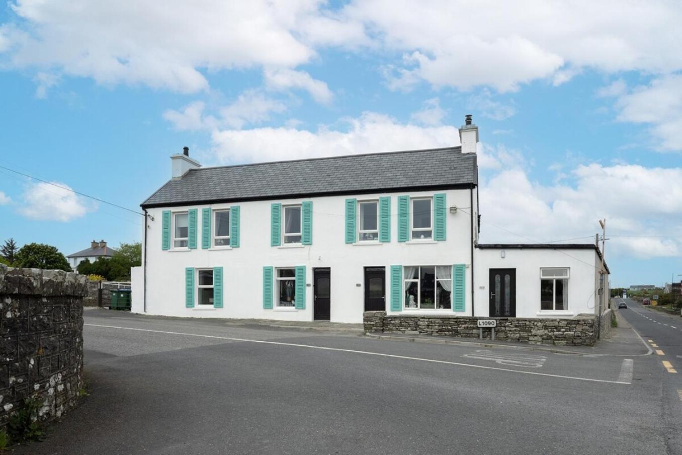 Holland House No3 Villa Clarecastle Exterior photo